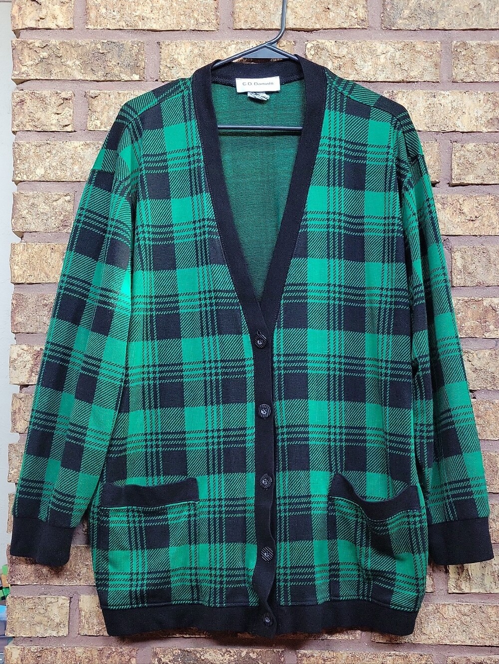 C.D. Daniels Green & Black Plaid V-Neck Cardigan Size 2X Women's GrannyCore